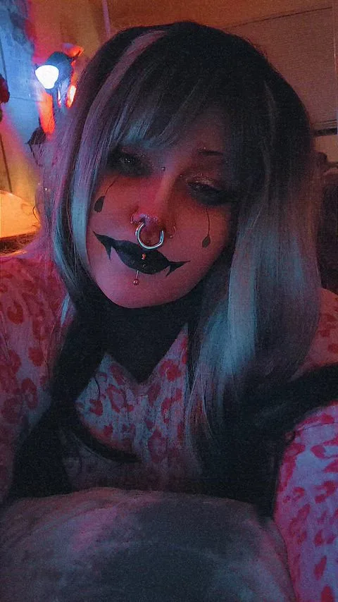 Auroranightshade1996: Alt Alternative BBW — amateur