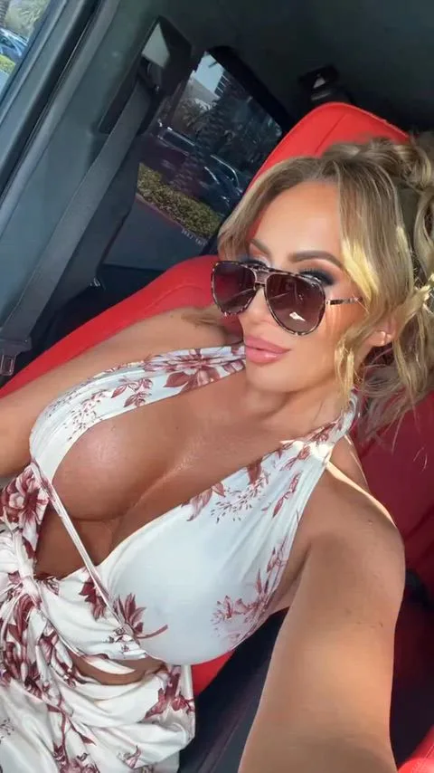 Babe, Big Tits and Boobs — Bigtits — big tits