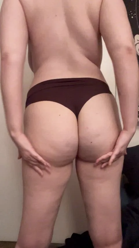 Ass Ass Shaking video by Theevilone42 — booty
