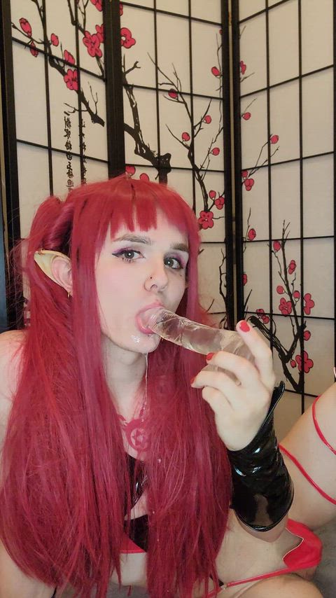 Goon Blowjob and Dildo — amateur