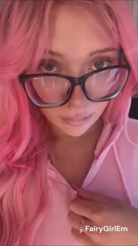 Girls With Glasses: Boobs Glasses Homemade — amateur