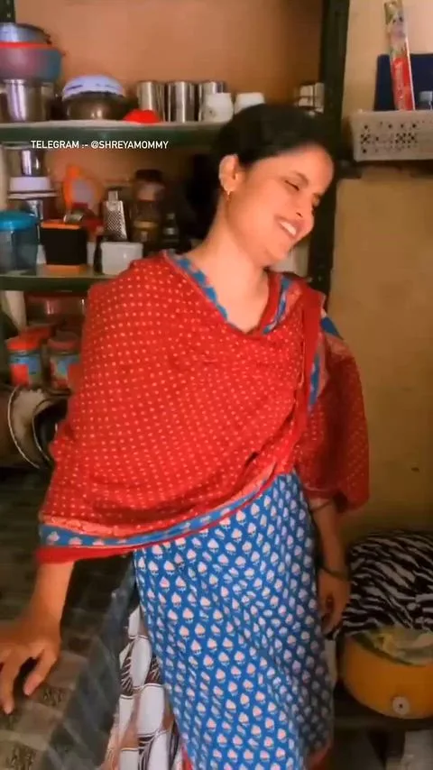 Flashing, Indian and MILF — Johan_liebert18 — solo