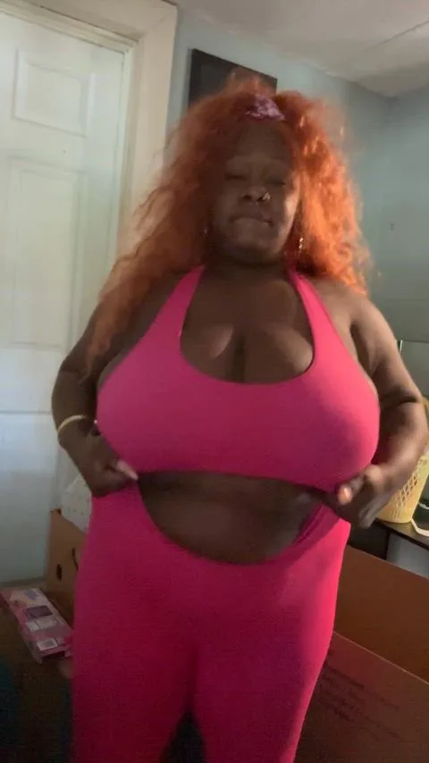 Velvettheebunny Big Tits and Boobs — homemade