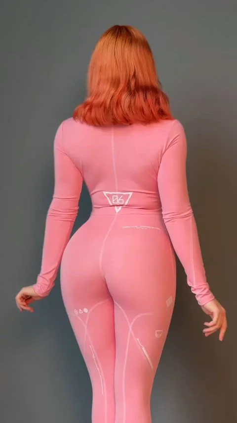 Ass Babe featuring Jessicaluv — big tits