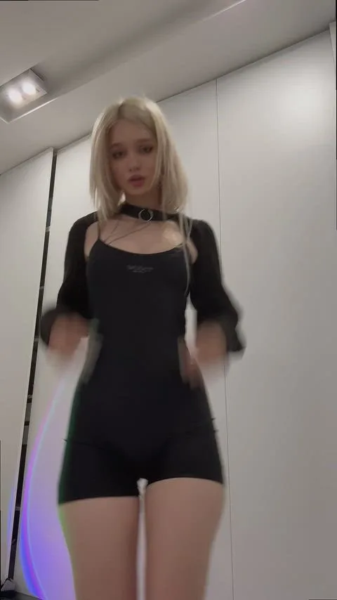 Ass Babe video by Joynsfw — amateur