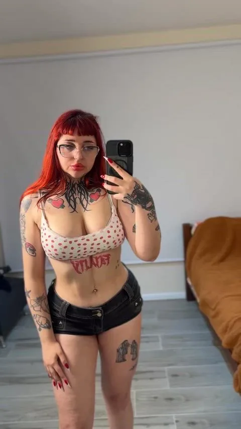 Alt Big Tits featuring Jessyrabbit99 — big tits