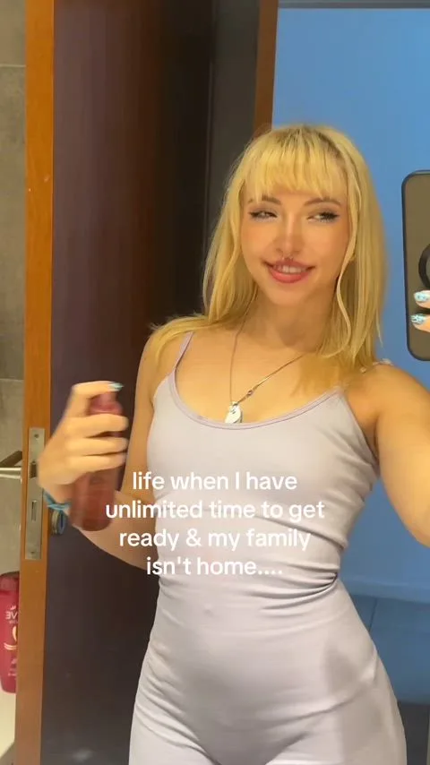 Blonde Egirl featuring 1agathabloom — amateur