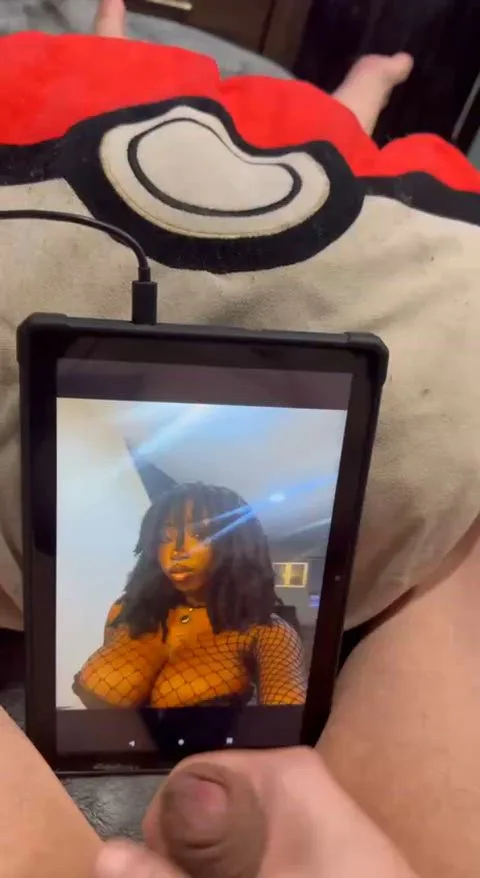 Tribsman97 — Ebony, Interracial & Masturbating — masturbating