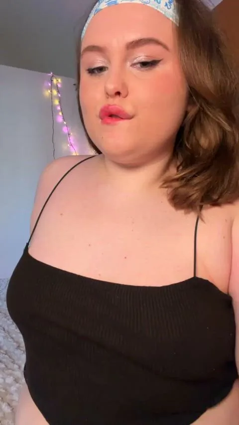 User912206275272 — Big Tits, Boobs & Booty — solo