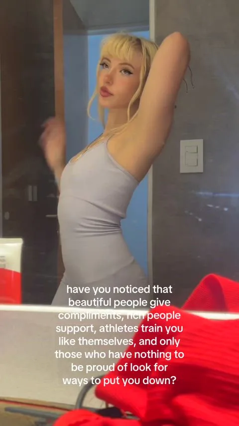 1agathabloom — Blonde, Boobs & Latina — amateur