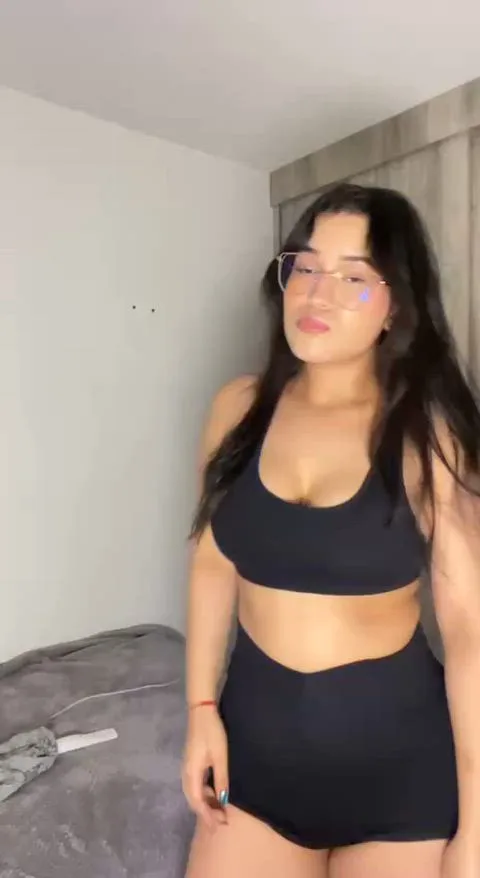 Big Tits Bikini video by Ari4moss — amateur