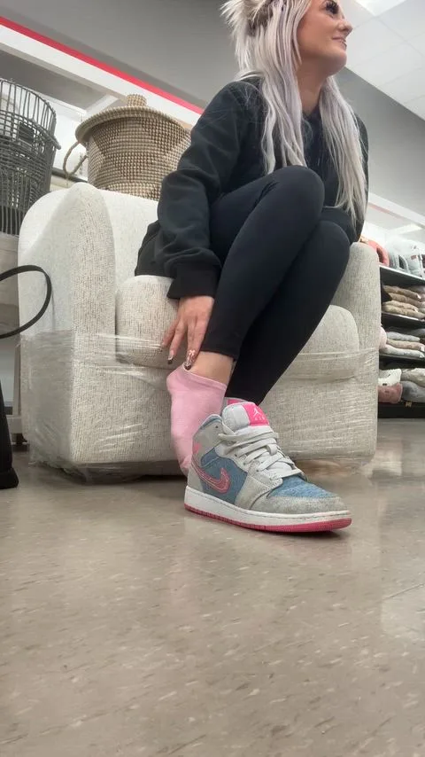 Jojomonroe Blonde and Exhibitionist — solo